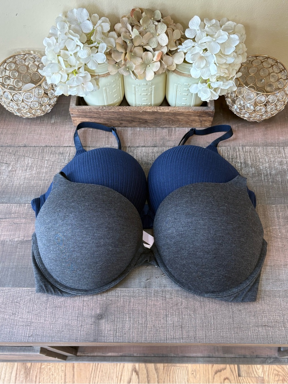Victoria’s Secret T-Shirt Push Up Plunge Bra Bundle 38D